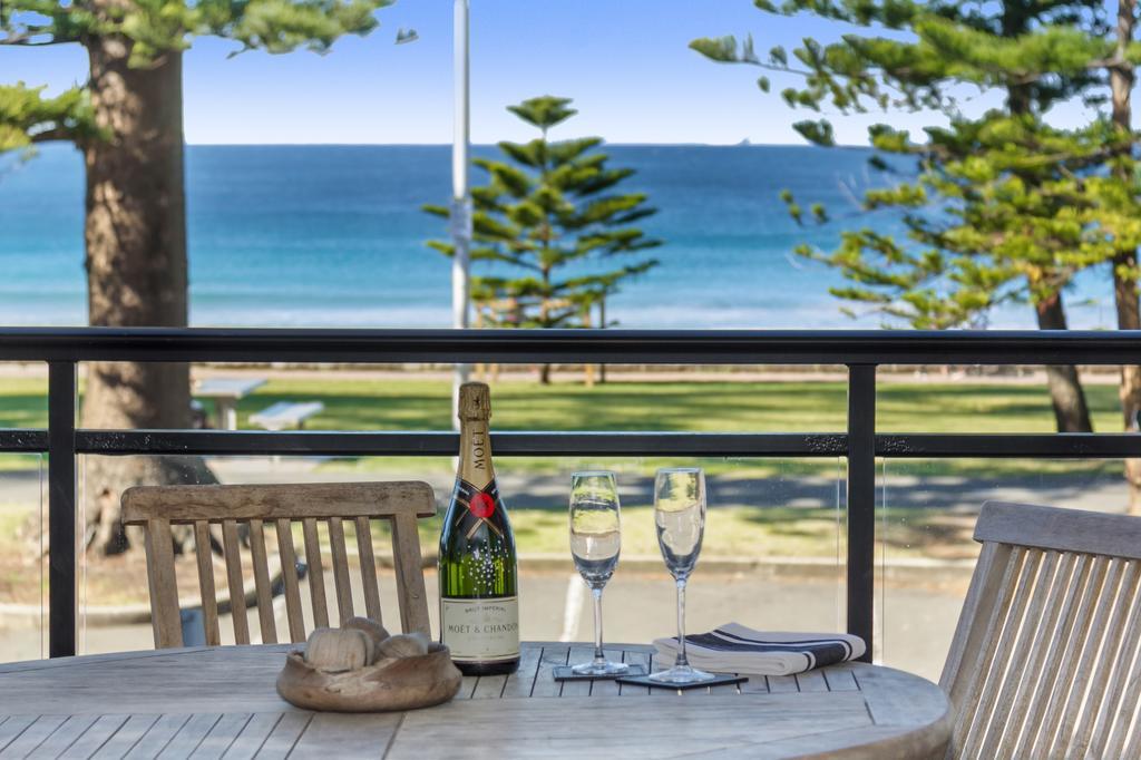 Beachfront On Golden Mile Sidney Exterior foto